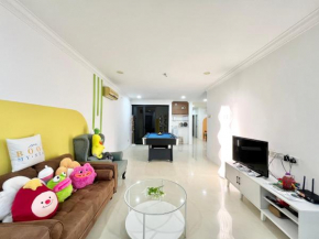 5 min CIQ Landed Party House 12 pax
